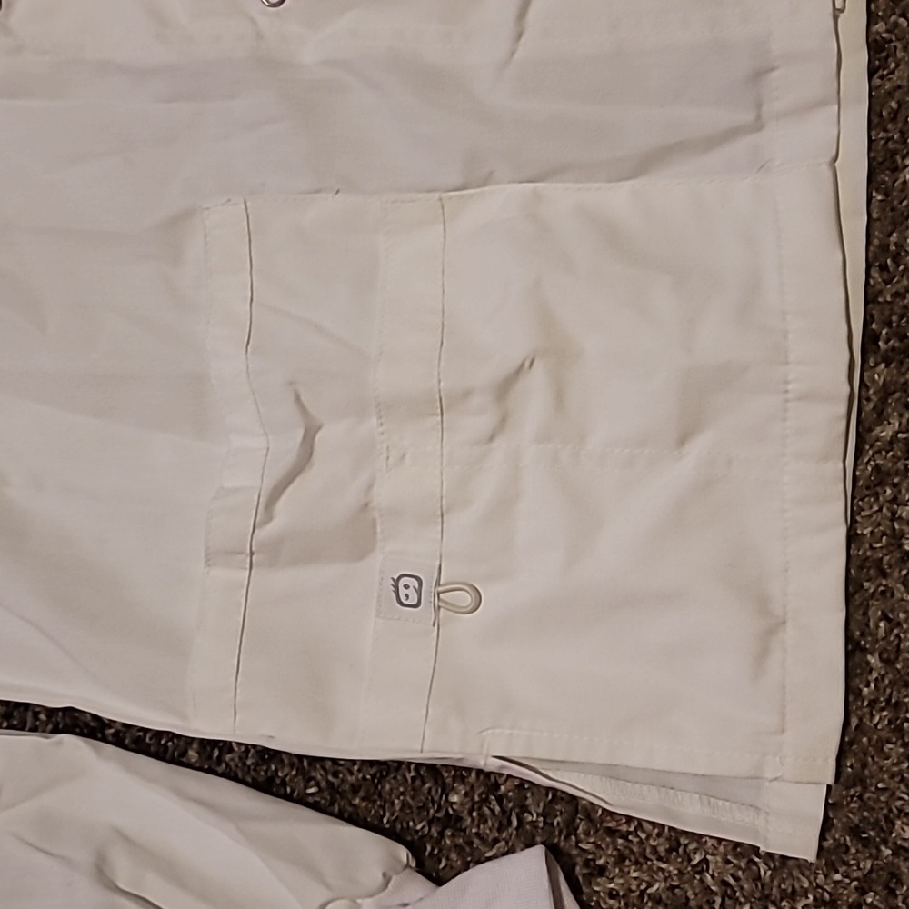 WonderWink White Snap-Front Scrub Top NWT - Picture 3 of 6